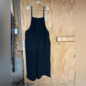 Black Sleeveless Jumpsuit